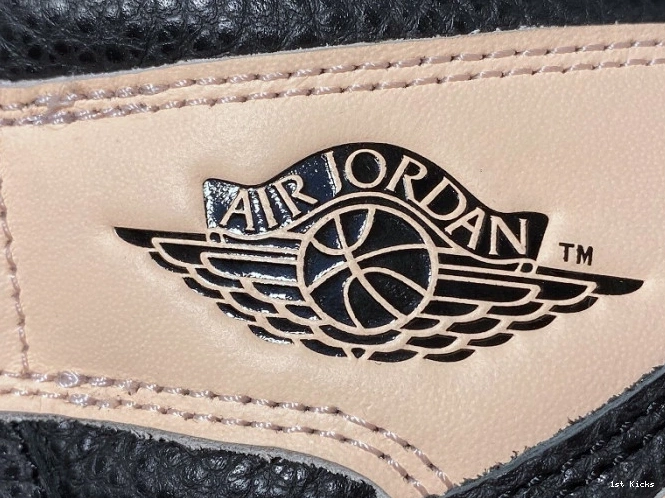 1st Kicks 555088-081 1 Retro High Black Crimson Tint Jordan Air 0716